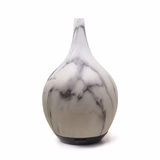 Diffuseur ultrasonique en céramique blanche d'arome d'huile essentielle de la conception 120ml spéciale avec la brume fraîche